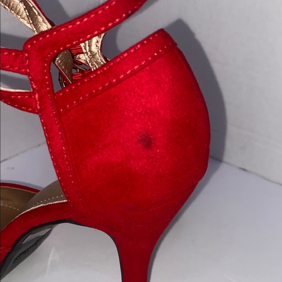 Dream Pairs Red Ankle-Strap Heels Size 7.5 - Picture 7 of 7